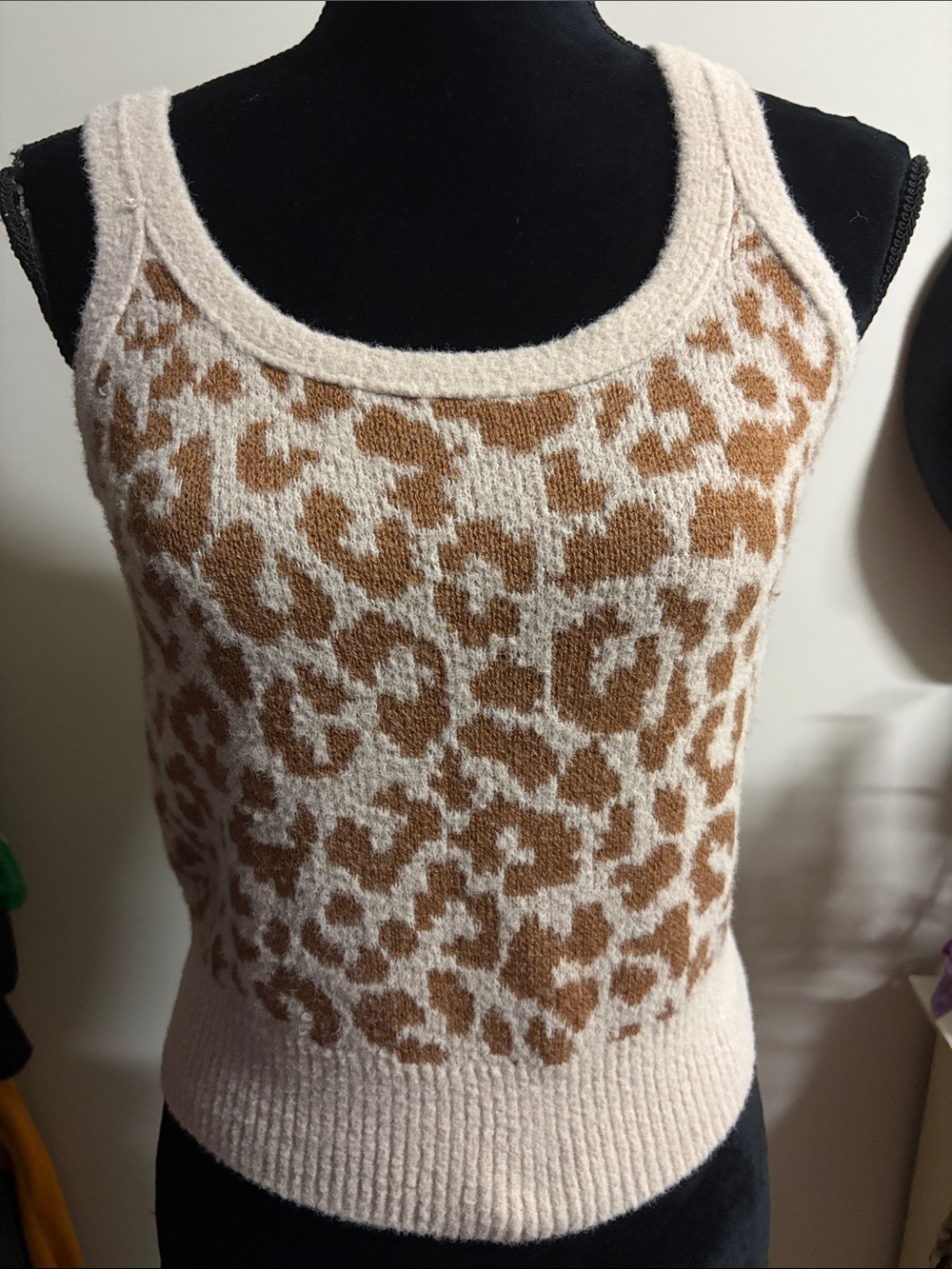 Jessica Simpson Leopard Print Tank - Cream & Camel